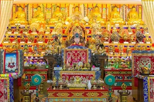 Vihara Vajra Bhumi Sriwijaya 聖輪雷藏寺 image