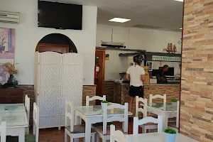 Restaurante Amistad (Halal) image