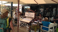 Atmosphère du Restaurant de fruits de mer L'Anse de Port Cros à Hyères - n°2