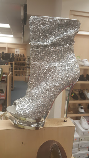 Shoe Store «Bida Wide Width Shoes», reviews and photos, 1651 NE 163rd St, North Miami Beach, FL 33162, USA