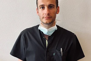 Dr Brice ASTIER (Implantologie, Parodontologie, Chirurgie buccale) image