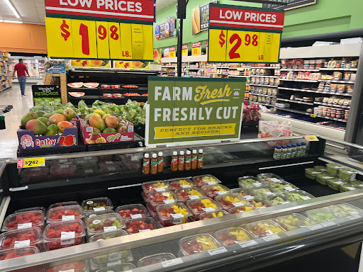 Grocery Store «H-E-B Grocery», reviews and photos, 206 S Alamo St, Refugio, TX 78377, USA