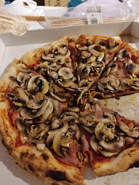 Pizza du Pizzeria LA DOLCE VENEZIA à Rives - n°11