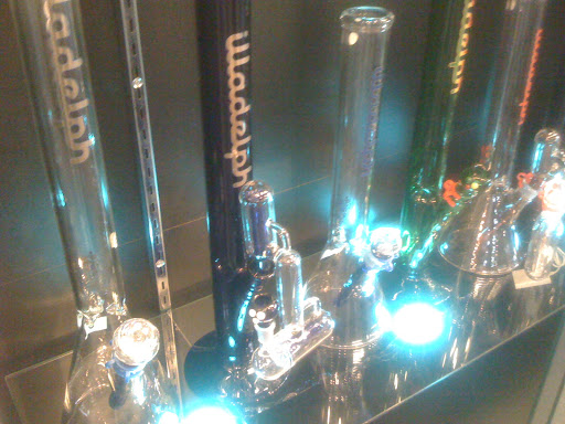 Tobacco Shop «Head Lines Smokes», reviews and photos, 1056 Broad Ripple Ave, Indianapolis, IN 46220, USA