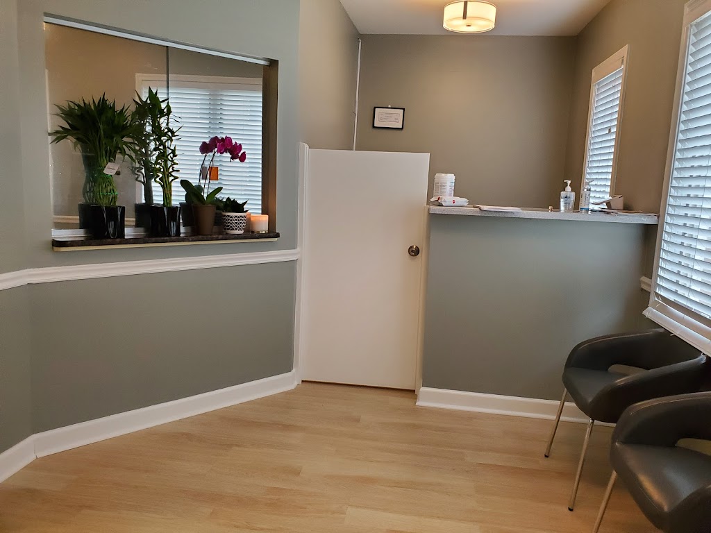 Maria's Organic Sugaring Studio 22310