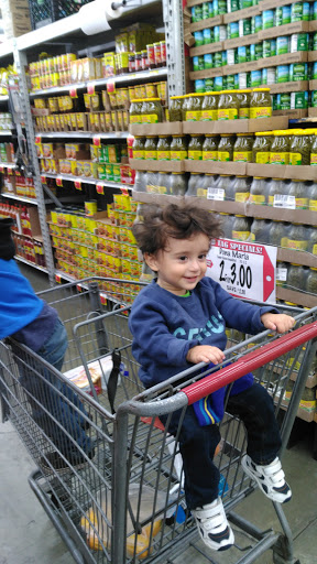 Grocery Store «Superior Grocers», reviews and photos, 9801 Laurel Canyon Blvd, Pacoima, CA 91331, USA