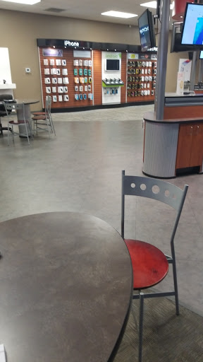 Cell Phone Store «Verizon Authorized Retailer – Cellular Sales», reviews and photos, 30151 Three Notch Rd, Charlotte Hall, MD 20622, USA