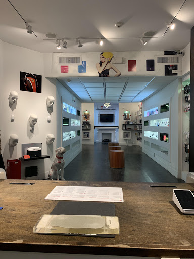 Cell Phone Store «Mega Mobile», reviews and photos, 230 Newbury St, Boston, MA 02116, USA