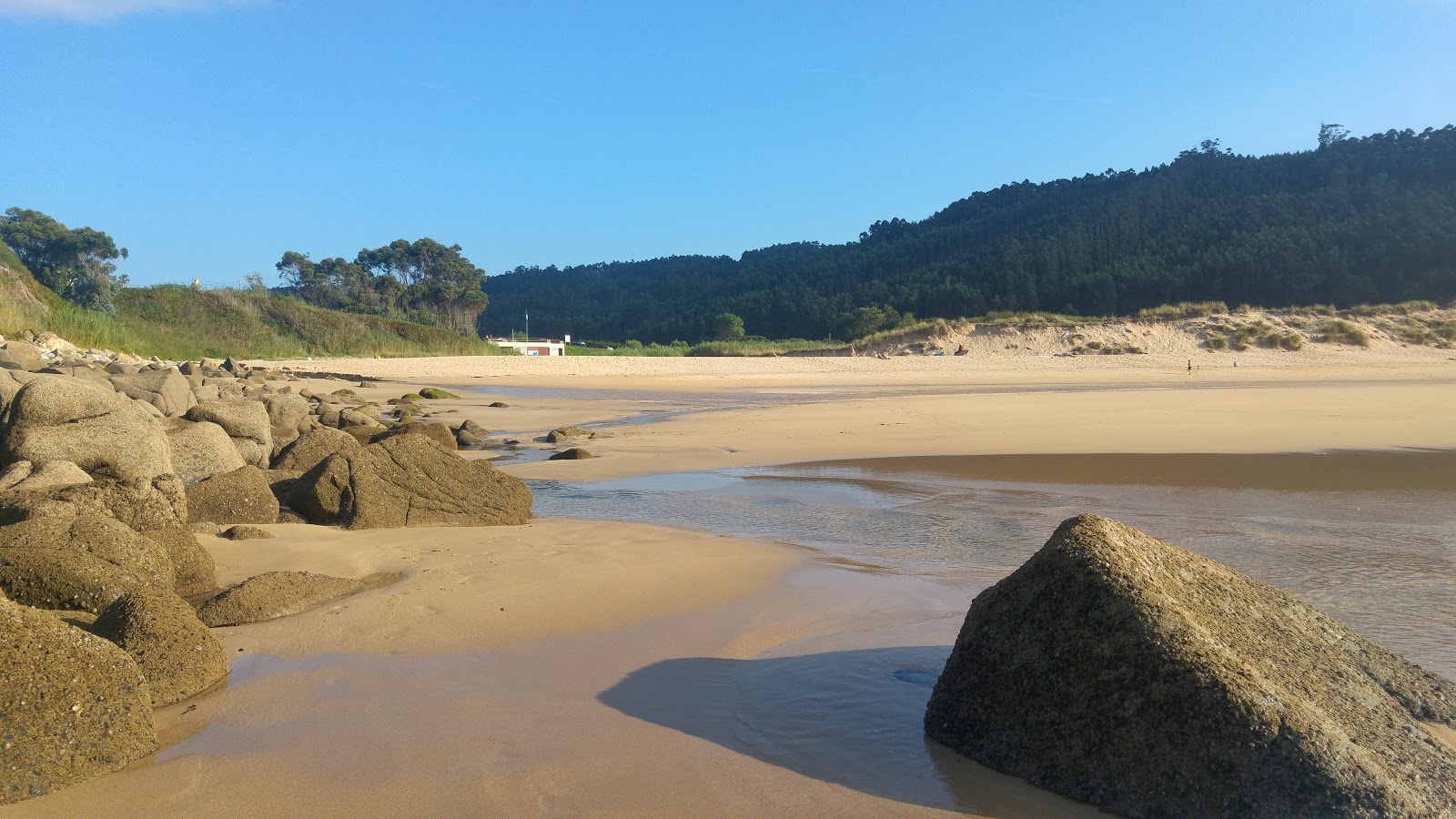 Valokuva Playa de Esteiroista. - suosittu paikka rentoutumisen tuntijoille