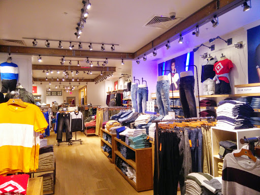 American Eagle Store