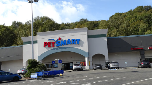 Pet Supply Store «PetSmart», reviews and photos, 17585 Southcenter Pkwy, Tukwila, WA 98188, USA