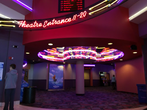Movie Theater «Regal Cinemas Cobblestone Square 20», reviews and photos, 5500 Cobblestone Rd, Elyria, OH 44035, USA