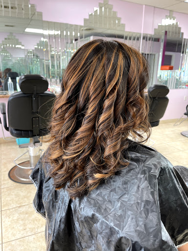 Beauty Salon «SAKHI SALON», reviews and photos, 939 W Golf Rd, Schaumburg, IL 60194, USA