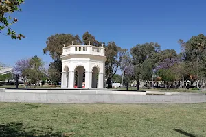 Plaza La Alameda image