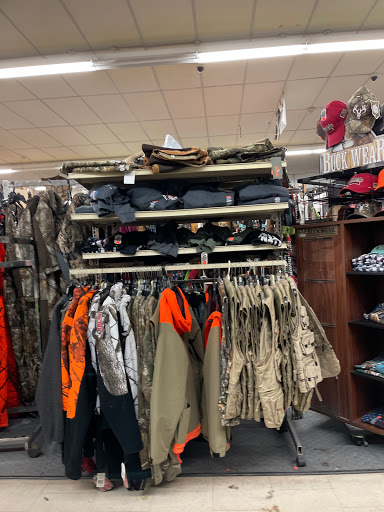 Sporting Goods Store «Hunters Gallery», reviews and photos, 237 Mt Cobb Hwy, Hamlin, PA 18427, USA