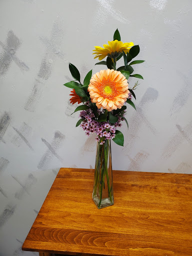 Florist «Up-Towne Flowers & Gift Shoppe», reviews and photos, 2145 W Dublin Granville Rd, Worthington, OH 43085, USA