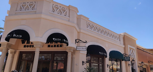 Restaurant «The Cheesecake Factory», reviews and photos, 600 Spectrum Center Dr, Irvine, CA 92618, USA