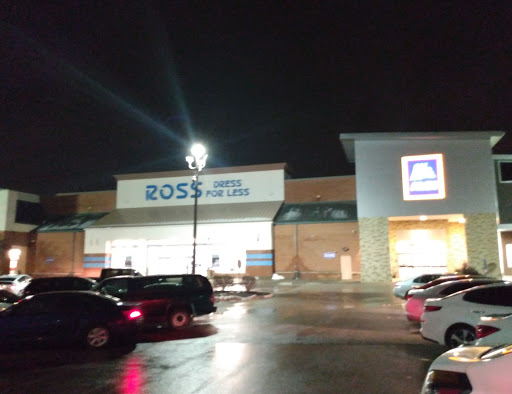 Clothing Store «Ross Dress for Less», reviews and photos, 11310 W Florissant Ave, Florissant, MO 63033, USA