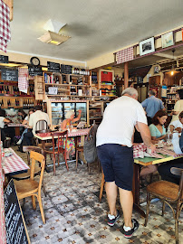 Atmosphère du Restaurant Le Bar Fleuri à Paris - n°18