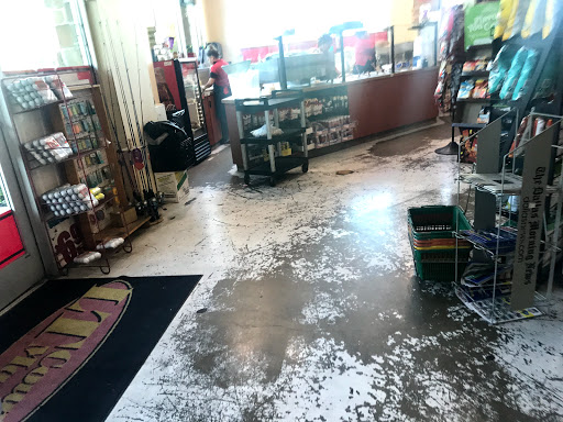 Grocery Store «Lake Travis Country Market», reviews and photos, 3325 Ranch Rd 620 S, Austin, TX 78738, USA