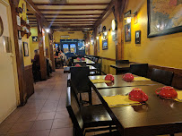 Atmosphère du Restaurant Crêperie KERLIZA à La Garde - n°4