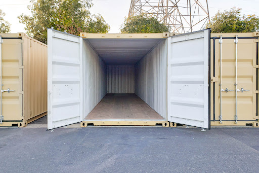 Self-Storage Facility «Storage Outlet Bellflower», reviews and photos, 10326 Foster Rd, Bellflower, CA 90706, USA