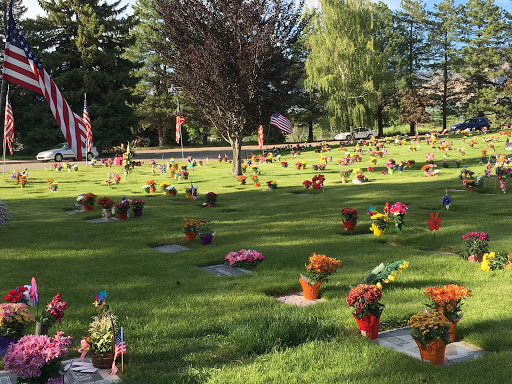 Cemetery «Lindquist Washington Heights Memorial Park», reviews and photos, 4500 Washington Blvd, Ogden, UT 84403, USA