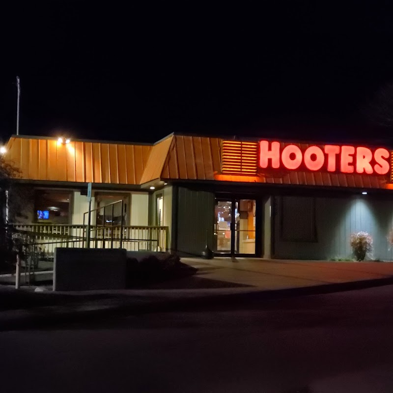 Hooters