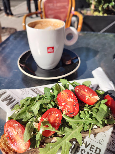 Shopping Mall «Colonial Village Shopping Center», reviews and photos, 1723 Wilson Blvd, Arlington, VA 22209, USA