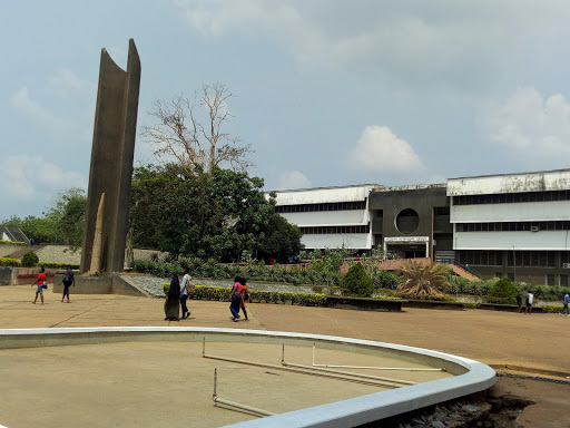 Hezekiah Oluwasanmi Library, Obafemi Awolowo University, Ile Ife, Adesoji Aderemi Rd, Ife, Nigeria, Landscaper, state Osun