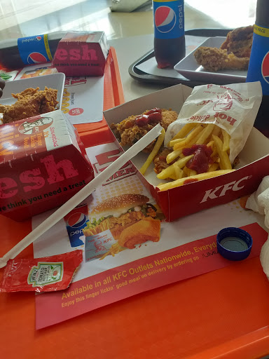 KFC Akowonjo, 13 Shasha Rd, Akowonjo 100001, Lagos, Nigeria, Caterer, state Oyo