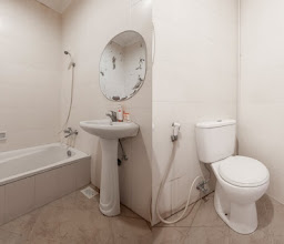 OYO 639 Hotel Harapan photo
