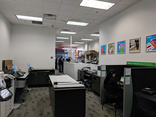 Print Shop «FedEx Office Print & Ship Center», reviews and photos, 59 Station Landing, Medford, MA 02155, USA