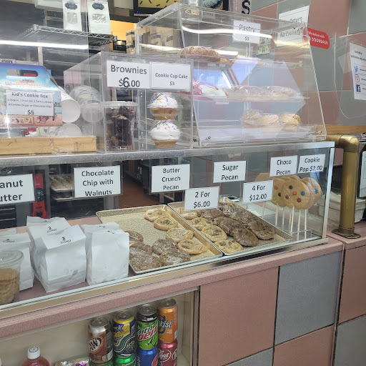 Shopping Mall «The Shops at Iverson», reviews and photos, 3737 Branch Ave, Temple Hills, MD 20748, USA