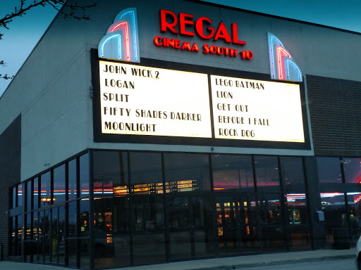 Movie Theater «Regal Cinemas South 10», reviews and photos, 7420 South Ave, Youngstown, OH 44512, USA