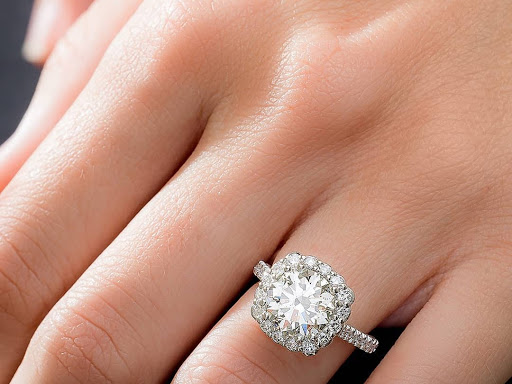 Jewelry Store «Nasr Bros Jewelers Fairview», reviews and photos, 199 Town Pl, Fairview, TX 75069, USA