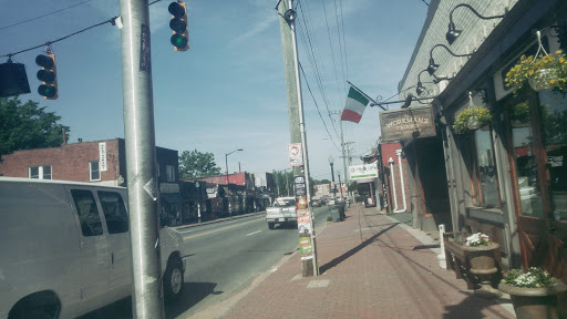 Used Clothing Store «Buffalo Exchange Charlotte», reviews and photos, 1521 Central Ave, Charlotte, NC 28205, USA