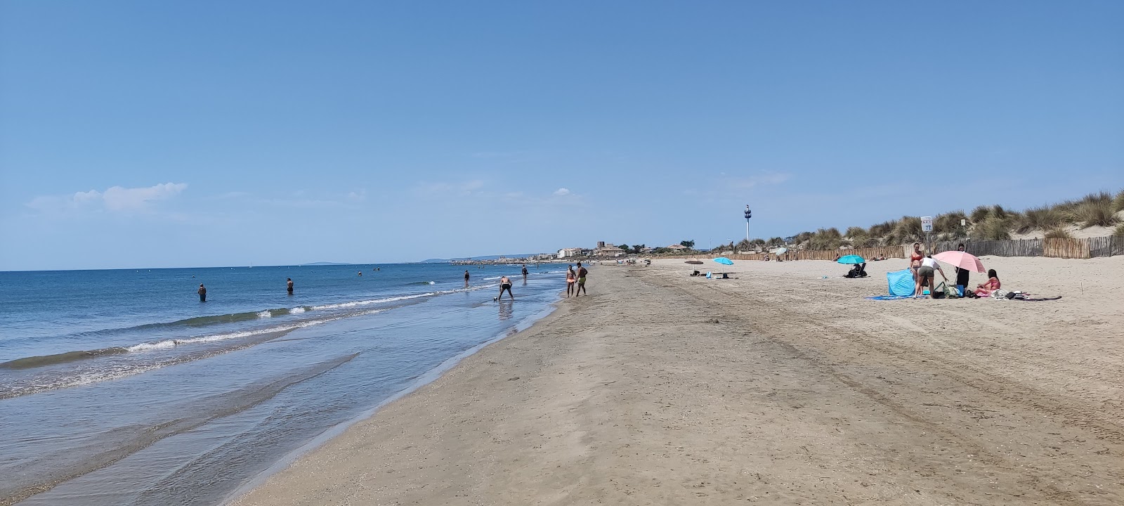 Foto von Plage du Grand Travers mit beiger sand Oberfläche