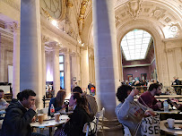 Atmosphère du Café Café Mollien à Paris - n°2
