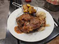 Choucroute du Restaurant français La Taverne - Table de caractère - Chambray-lès-Tours à Chambray-lès-Tours - n°1