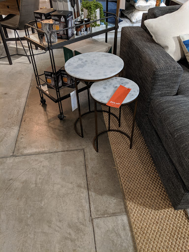 Furniture Store «west elm», reviews and photos, 400 W 47th St, Kansas City, MO 64112, USA