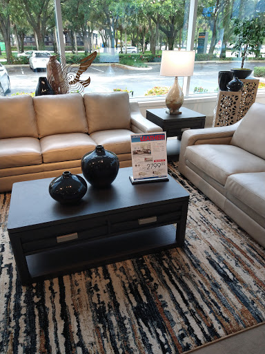 Furniture Store «Rooms To Go & Rooms To Go Kids Furniture Store - Sawgrass Mills (Plantation)», reviews and photos, 1905 N Flamingo Rd, Plantation, FL 33323, USA