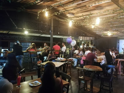 Zona 7 - Restaurante Bar - Cra. 7 # 30-28, Quibdó, Chocó, Colombia
