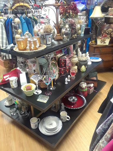 Thrift Store «ReNew ReSale», reviews and photos, 6700 Main St #130, The Colony, TX 75056, USA