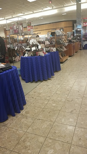 Shopping Mall «Dover Mall», reviews and photos, 1365 N Dupont Hwy, Dover, DE 19901, USA