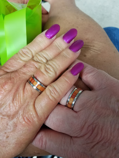 Jewelry Store «Landing Company», reviews and photos, 12949 Village Blvd, Madeira Beach, FL 33708, USA