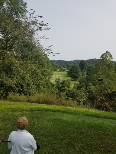 Country Club «Greenhills Country Club», reviews and photos, Old Rte 56, Ravenswood, WV 26164, USA