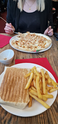 Plats et boissons du Restaurant turc Le Verger D'Istanbul à Flesselles - n°2