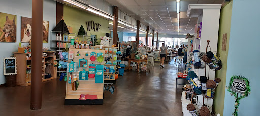 Pet Supply Store «3 Dogs and a Chick», reviews and photos, 130 Miracle Strip Pkwy SE, Fort Walton Beach, FL 32548, USA