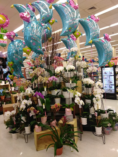 Grocery Store «Jewel-Osco», reviews and photos, 800 W North Ave, Melrose Park, IL 60160, USA